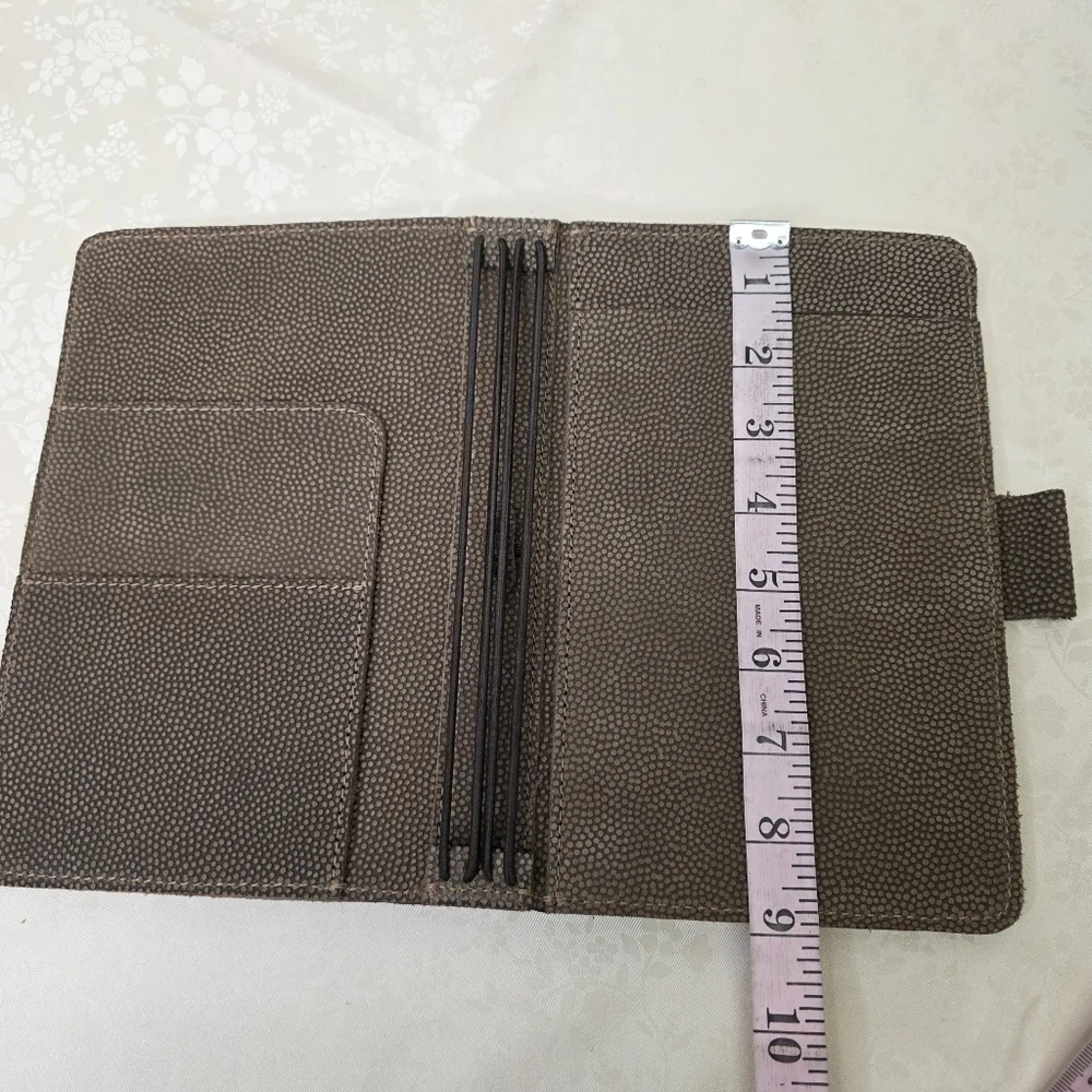 Planner Perfect Pebbled Leather Traveler's Notebook Cover - A5